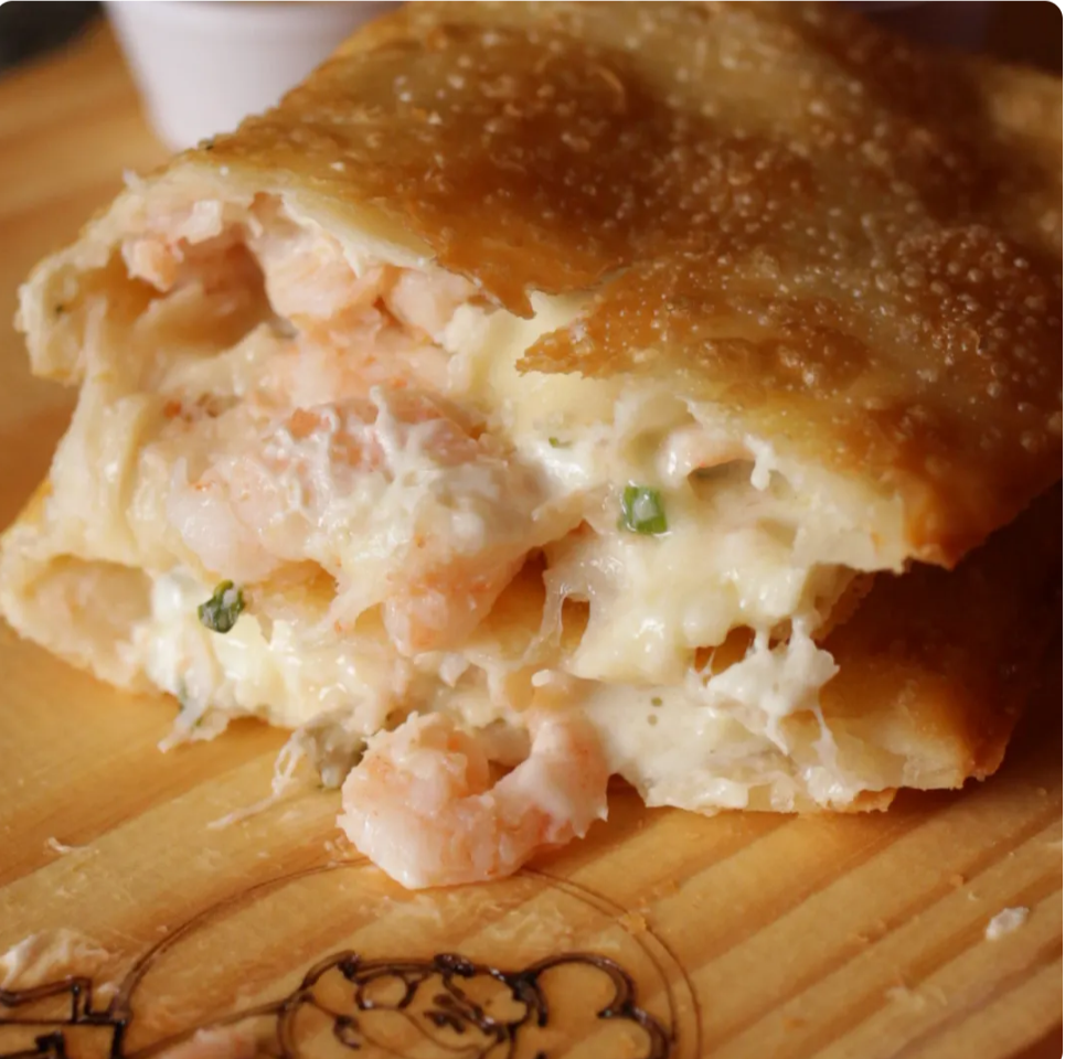Pastel de Camarão ao Catupiry